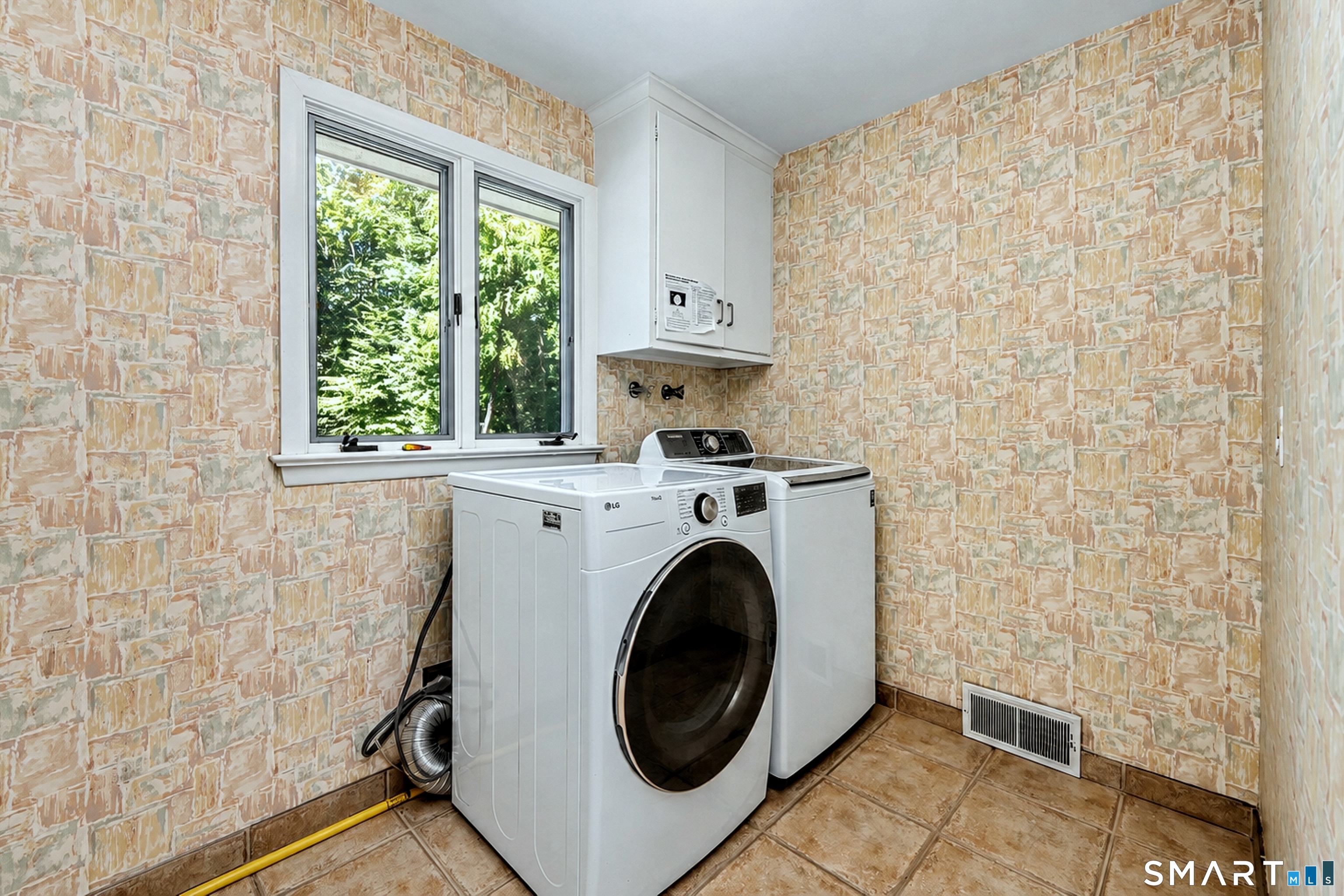 24 Inverness Road Property Photo 35