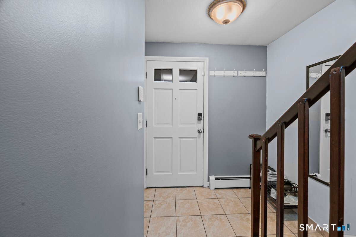 181 Williamstown 181 Court Property Photo 8