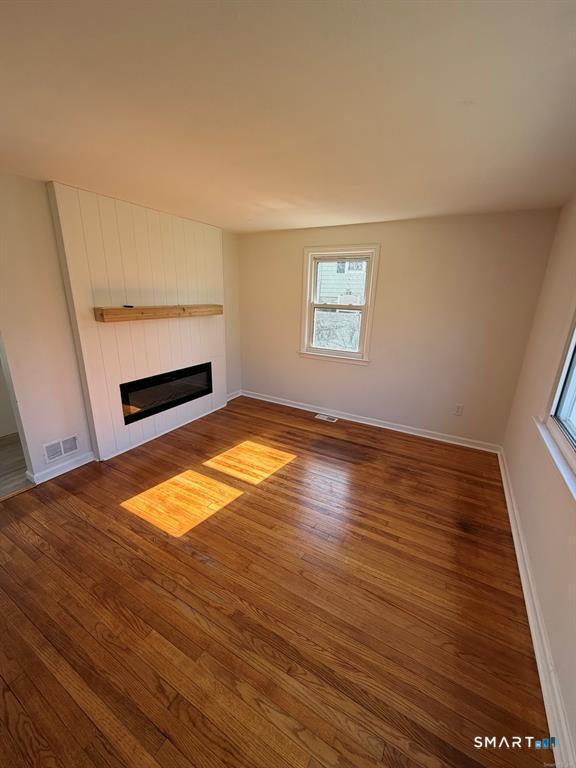 83 Tower Street Property Photo 5
