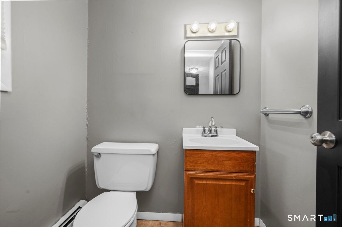 183 Williamstown 183 Court Property Photo 23