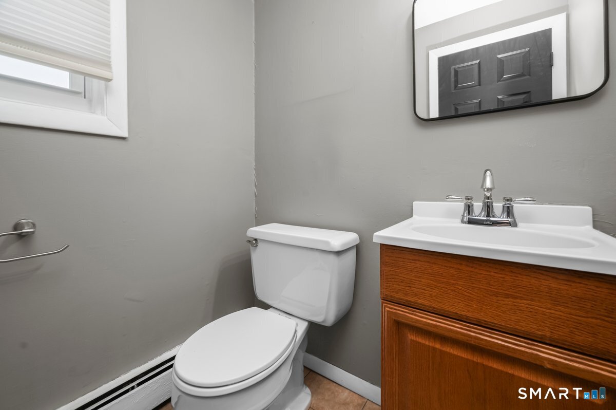 183 Williamstown 183 Court Property Photo 25