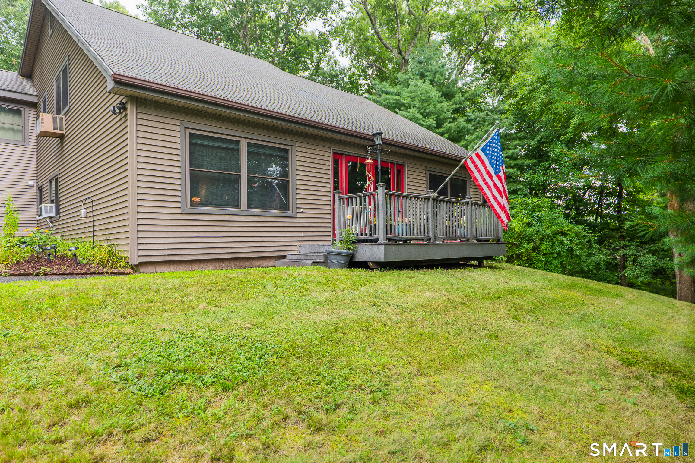 19 Vidich Lane Property Photo 1