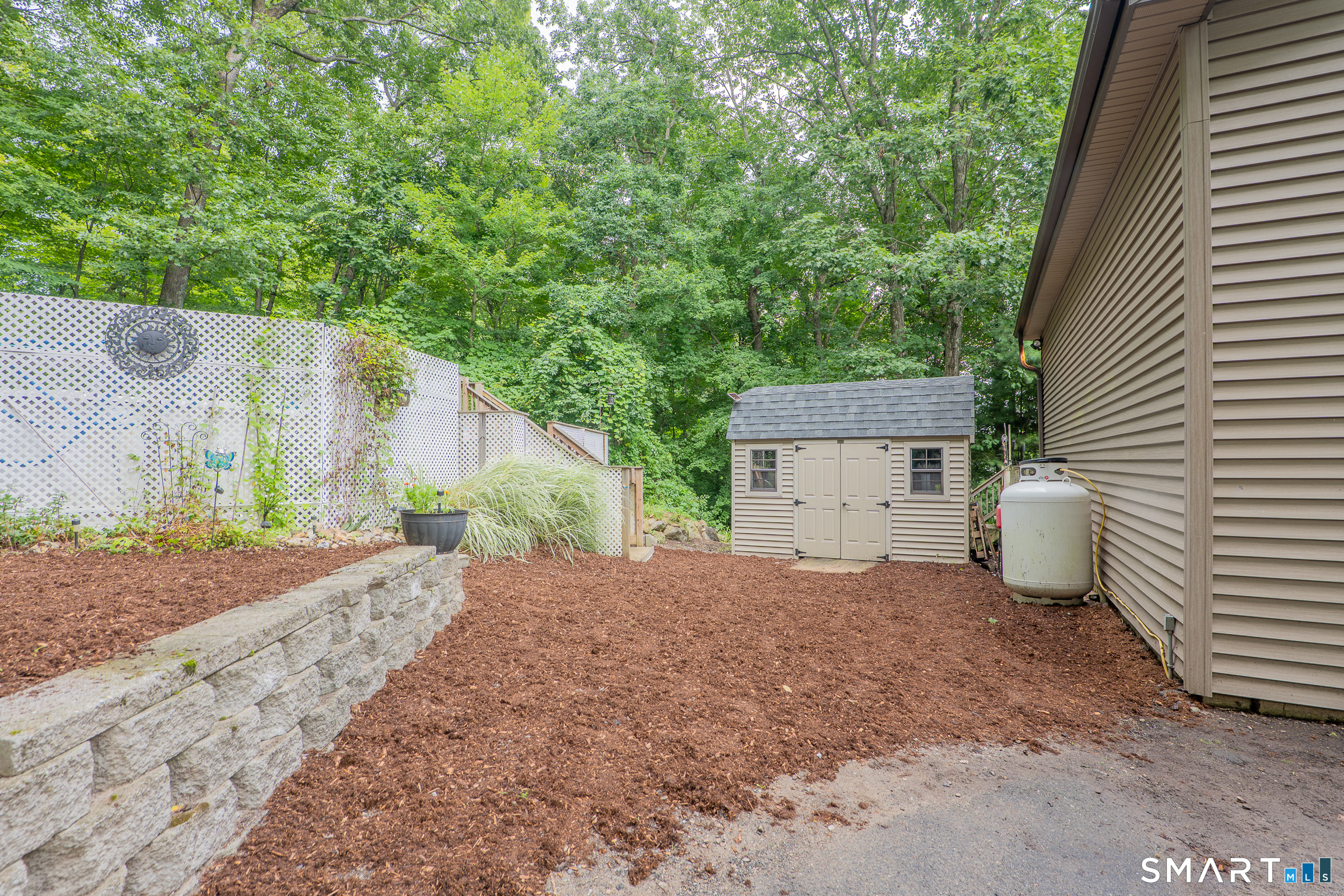 19 Vidich Lane Property Photo 21