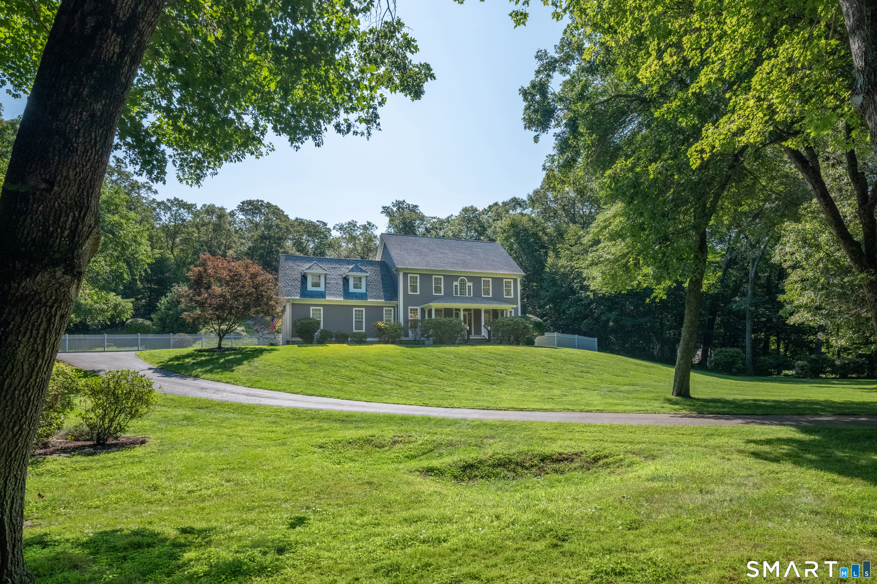6 Whippletree Lane Property Photo 1
