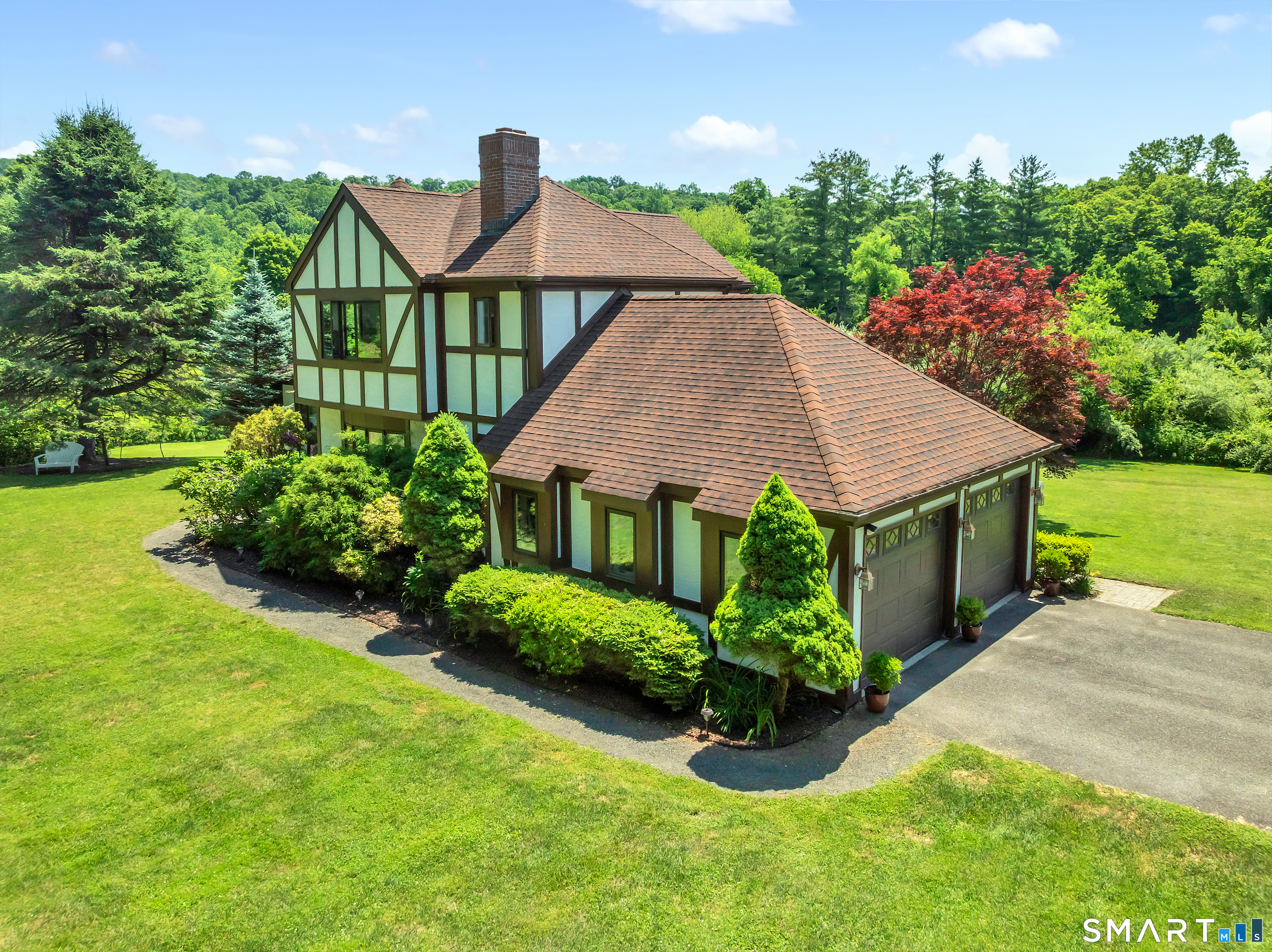 800 Fish Rock Road Property Photo 1