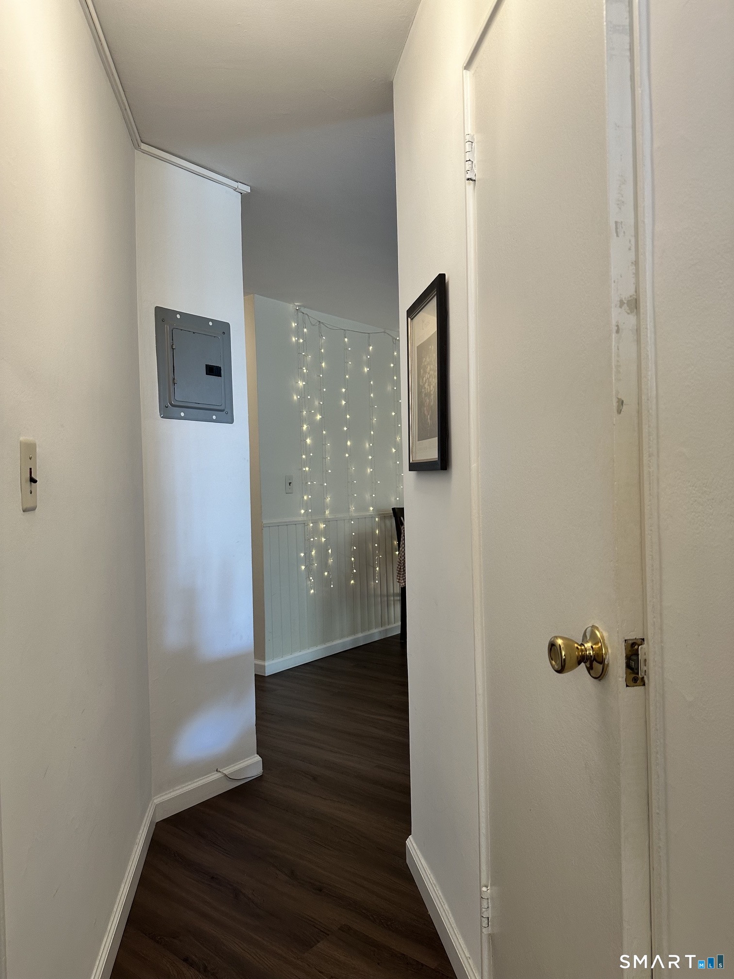 71 Strawberry Hill 320 Avenue Property Photo 4