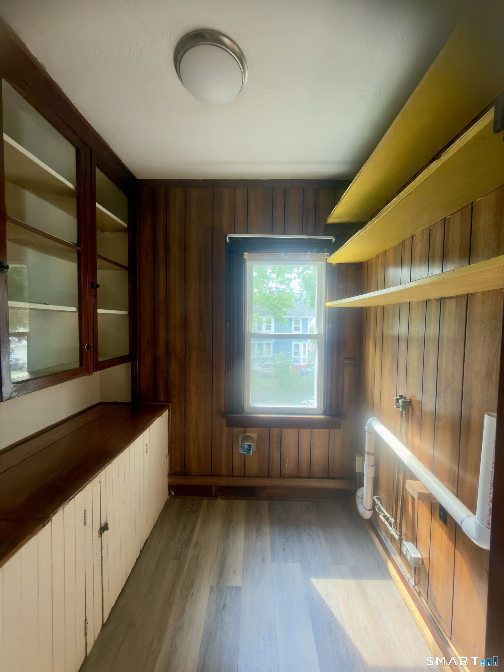 261 Wakelee 2 Avenue Property Photo 6