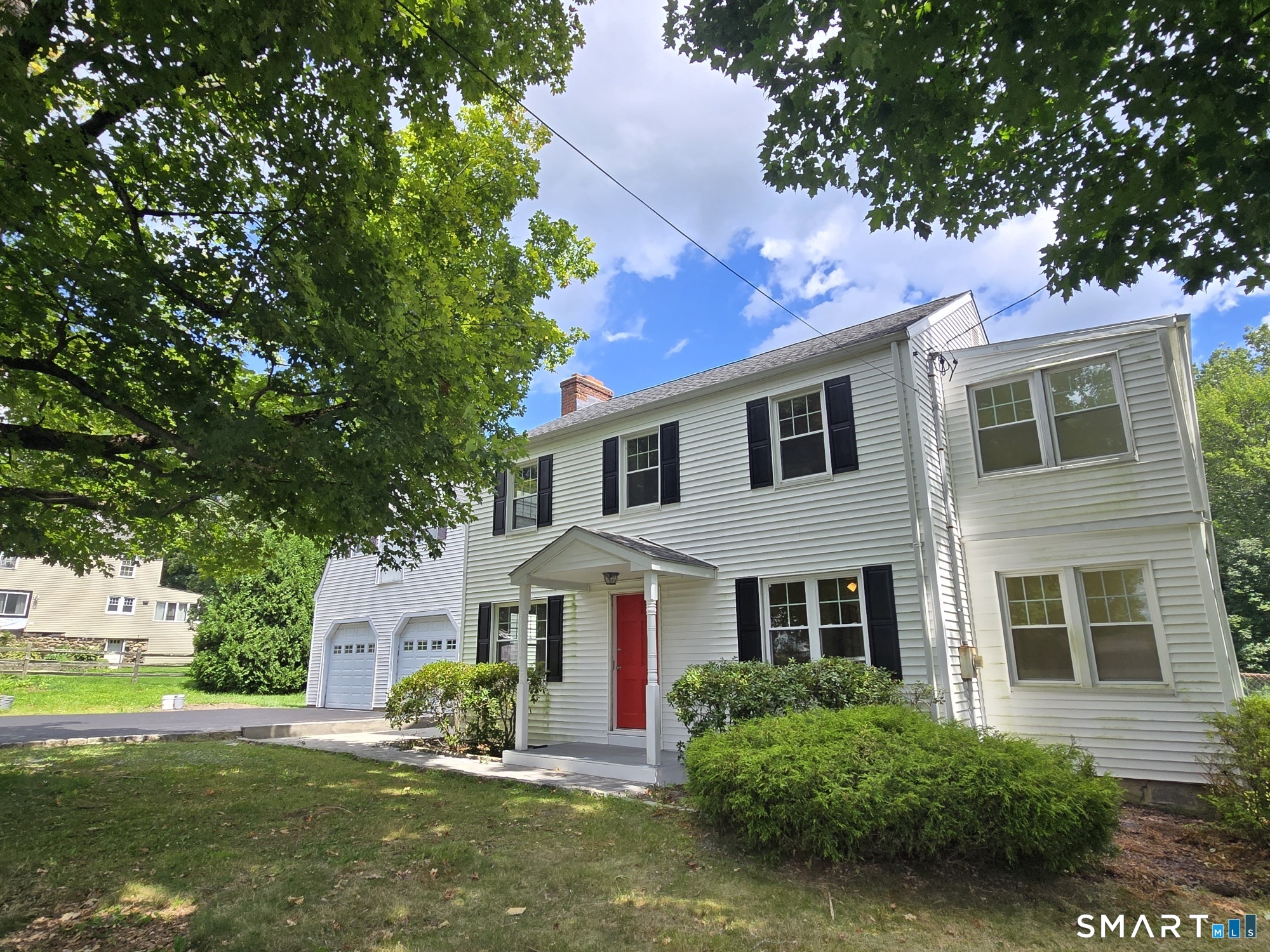 634 Bound Line Road Property Photo 1