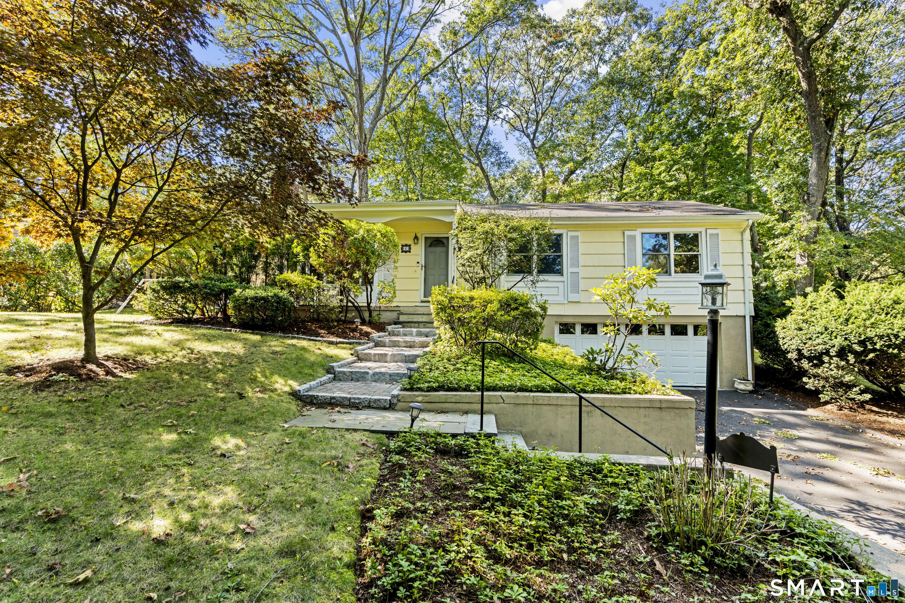 6 Vanderbilt Avenue Property Photo 1