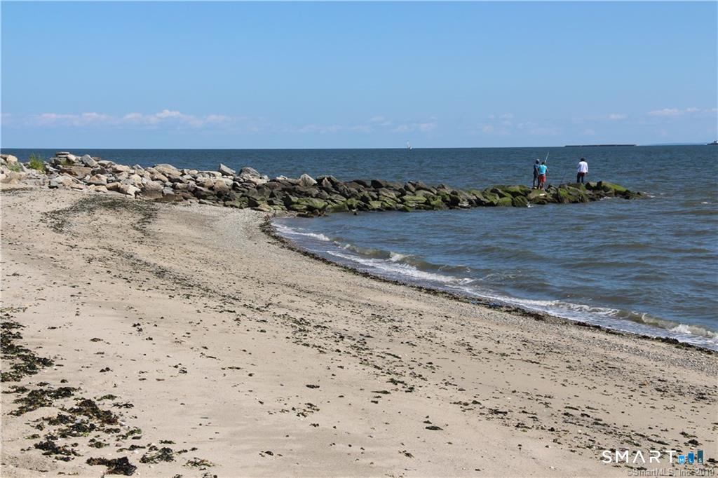 20 Shoreline 20 Drive Property Photo 1