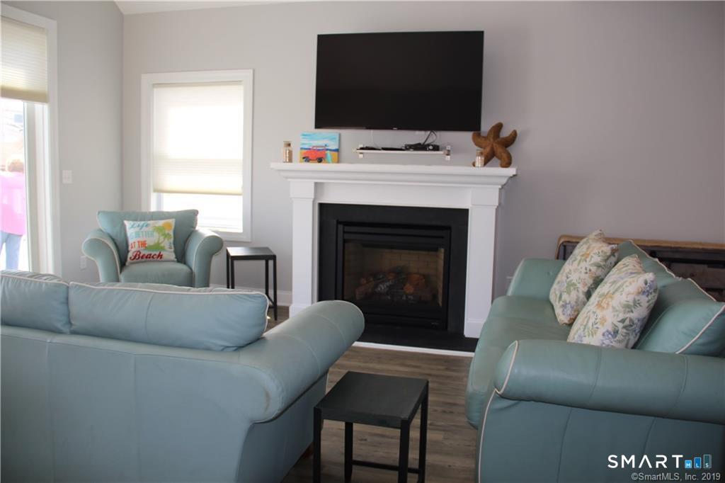 20 Shoreline 20 Drive Property Photo 5