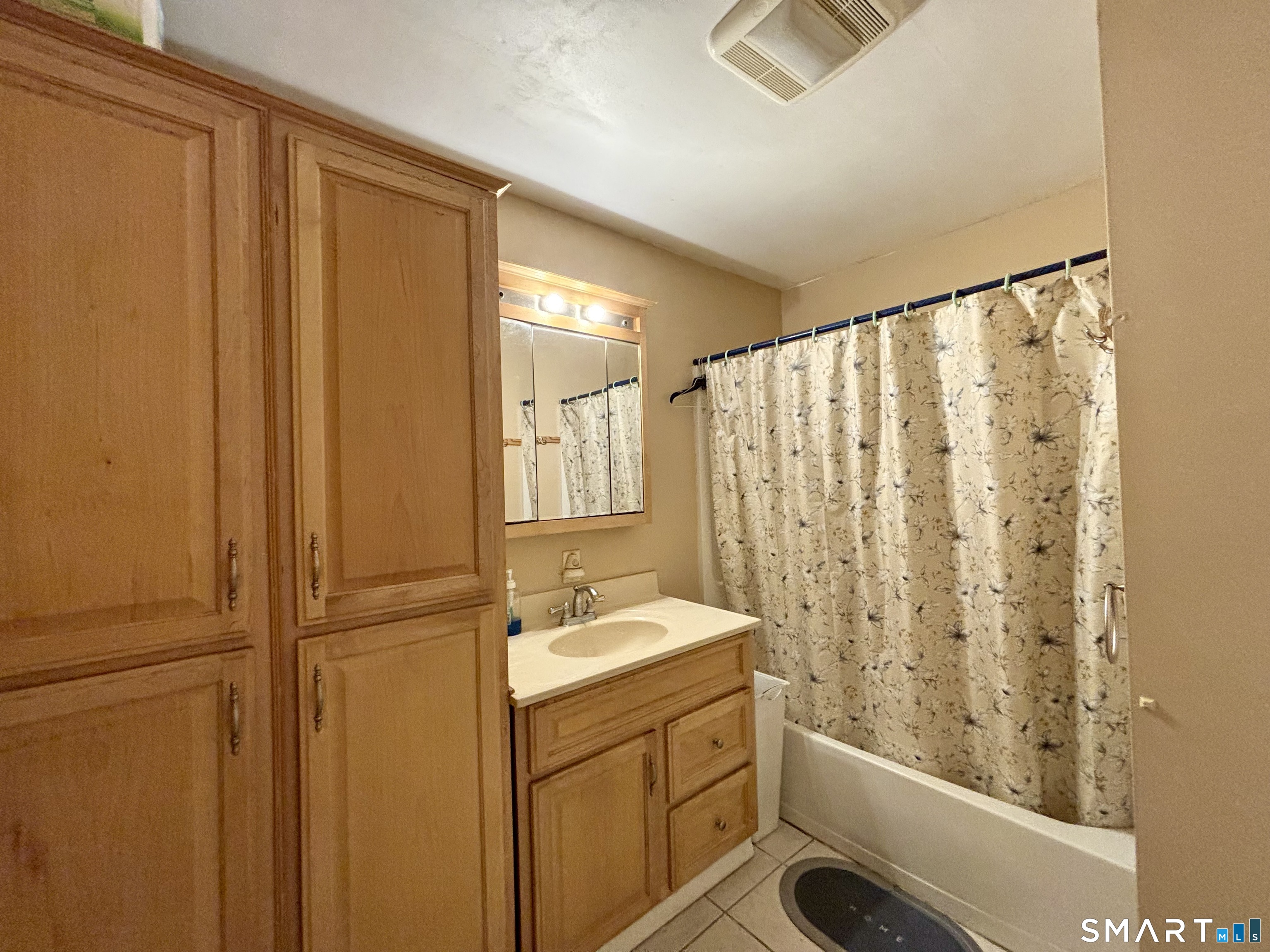 32 Pollys Lane Property Photo 16