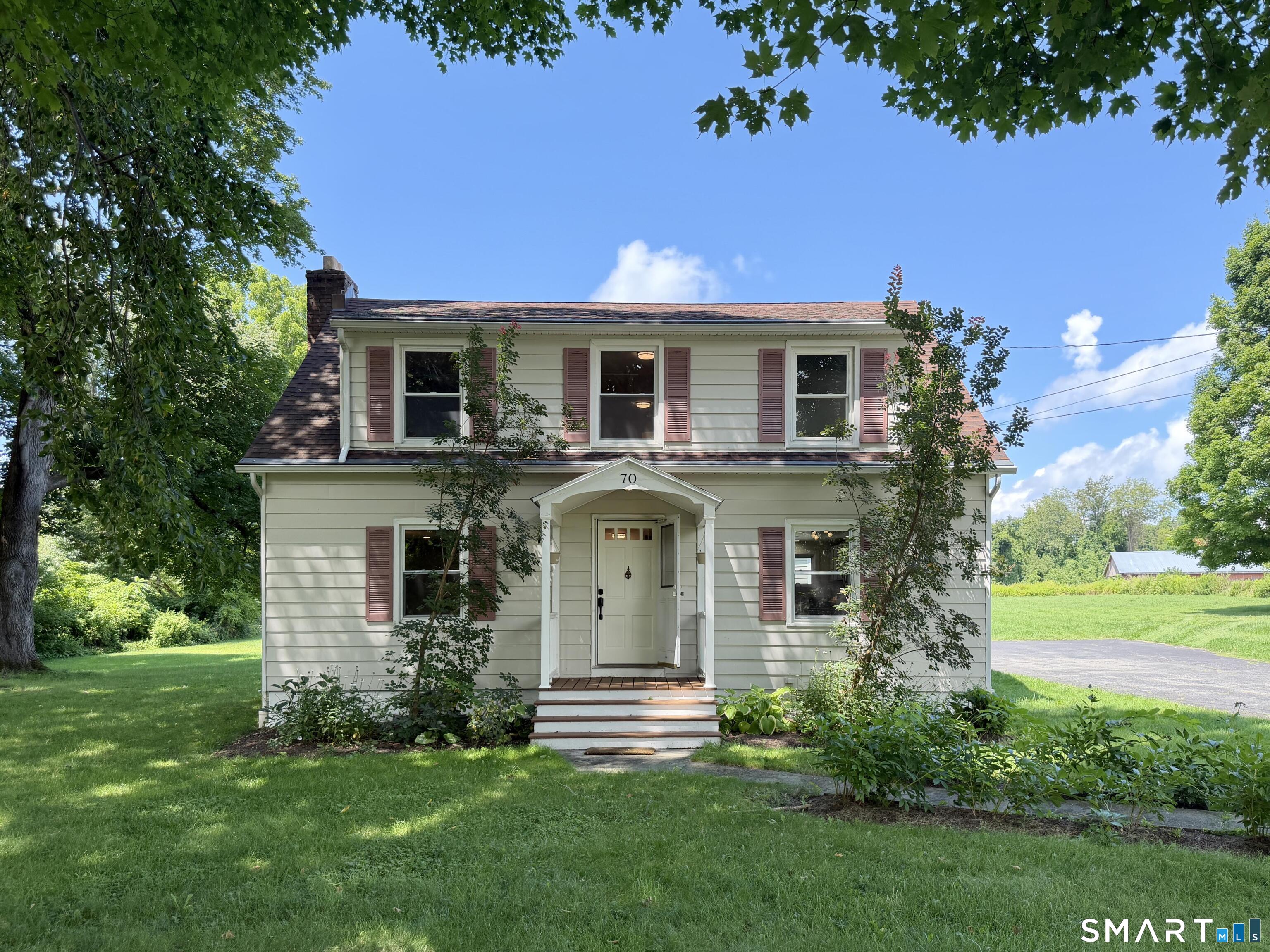 70 Gay Street Property Photo 1