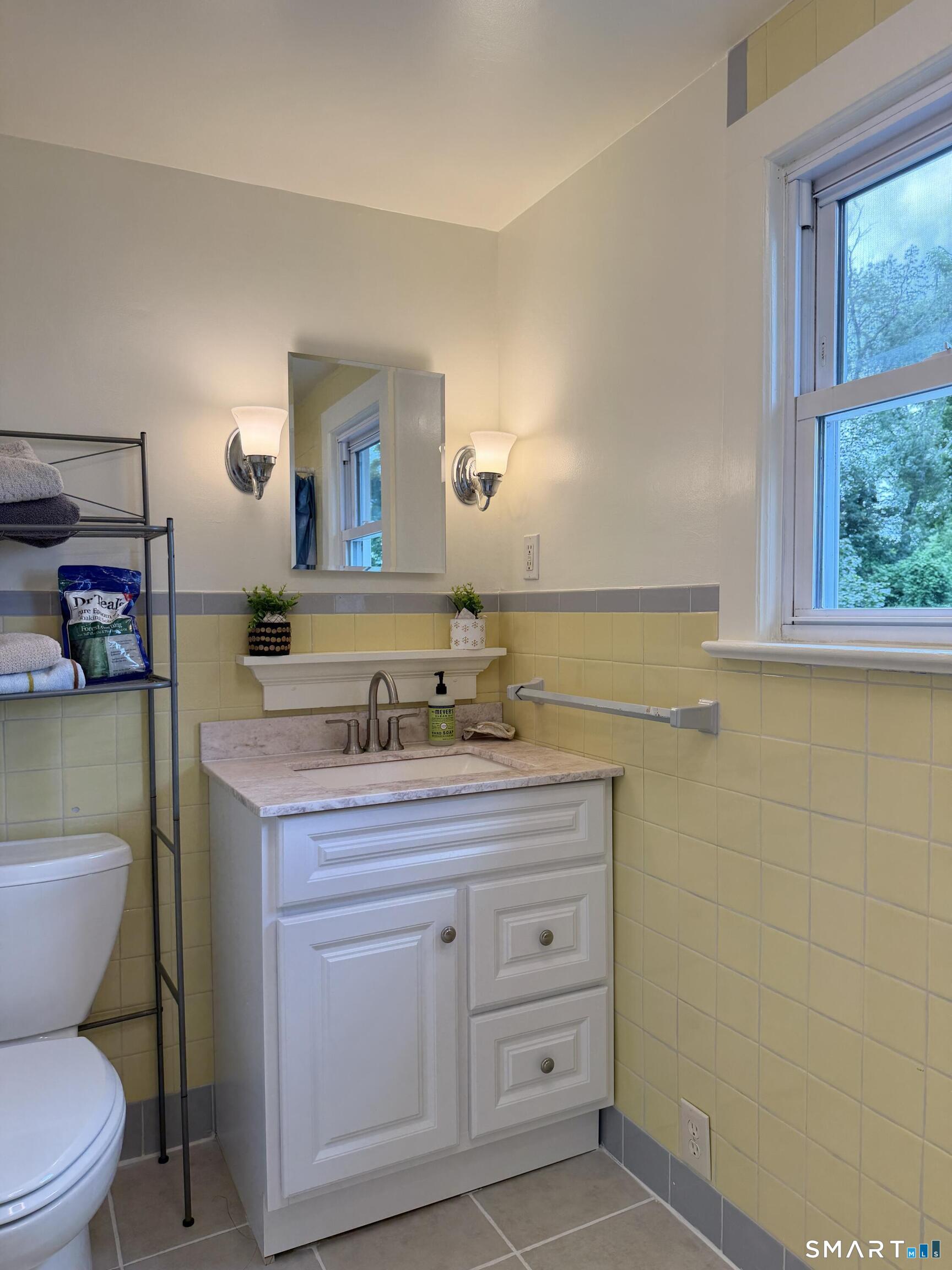 70 Gay Street Property Photo 18