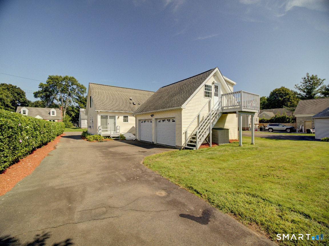 6 Mettler Street Property Photo 3