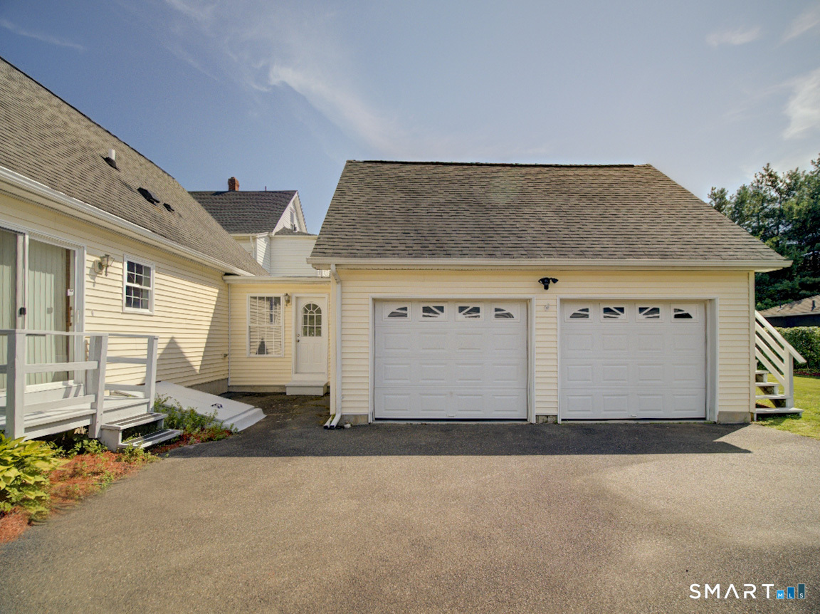 6 Mettler Street Property Photo 5