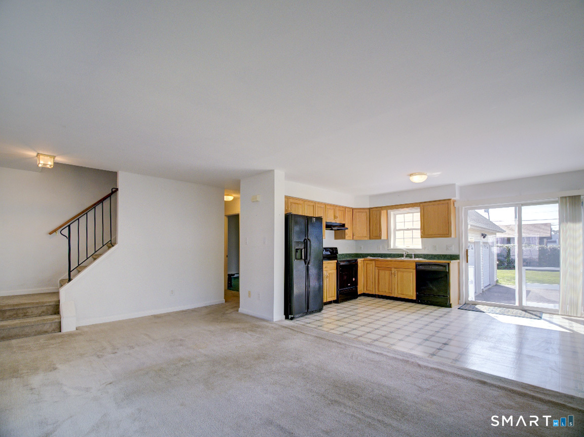 6 Mettler Street Property Photo 8