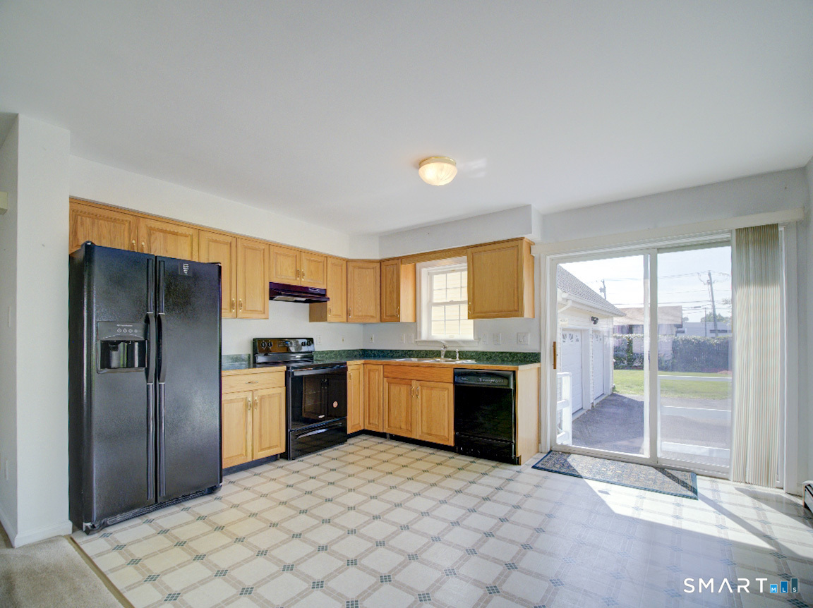 6 Mettler Street Property Photo 9