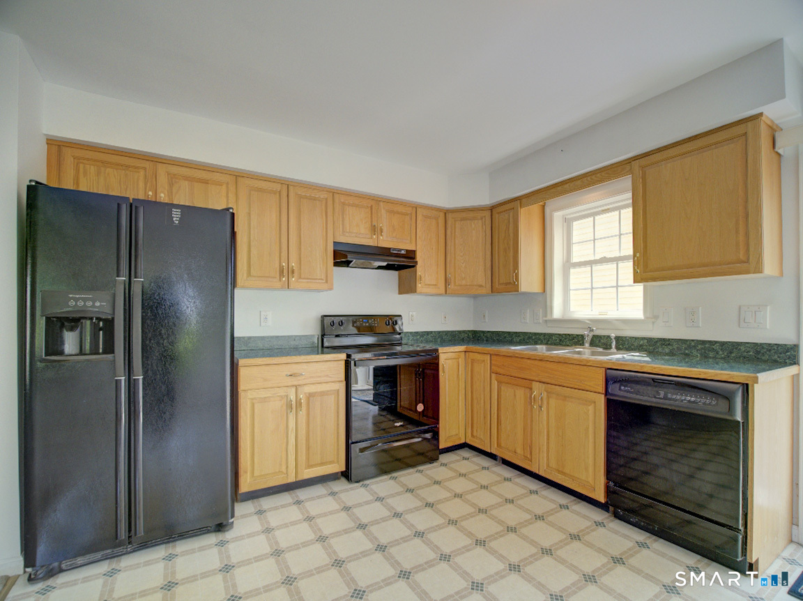 6 Mettler Street Property Photo 10
