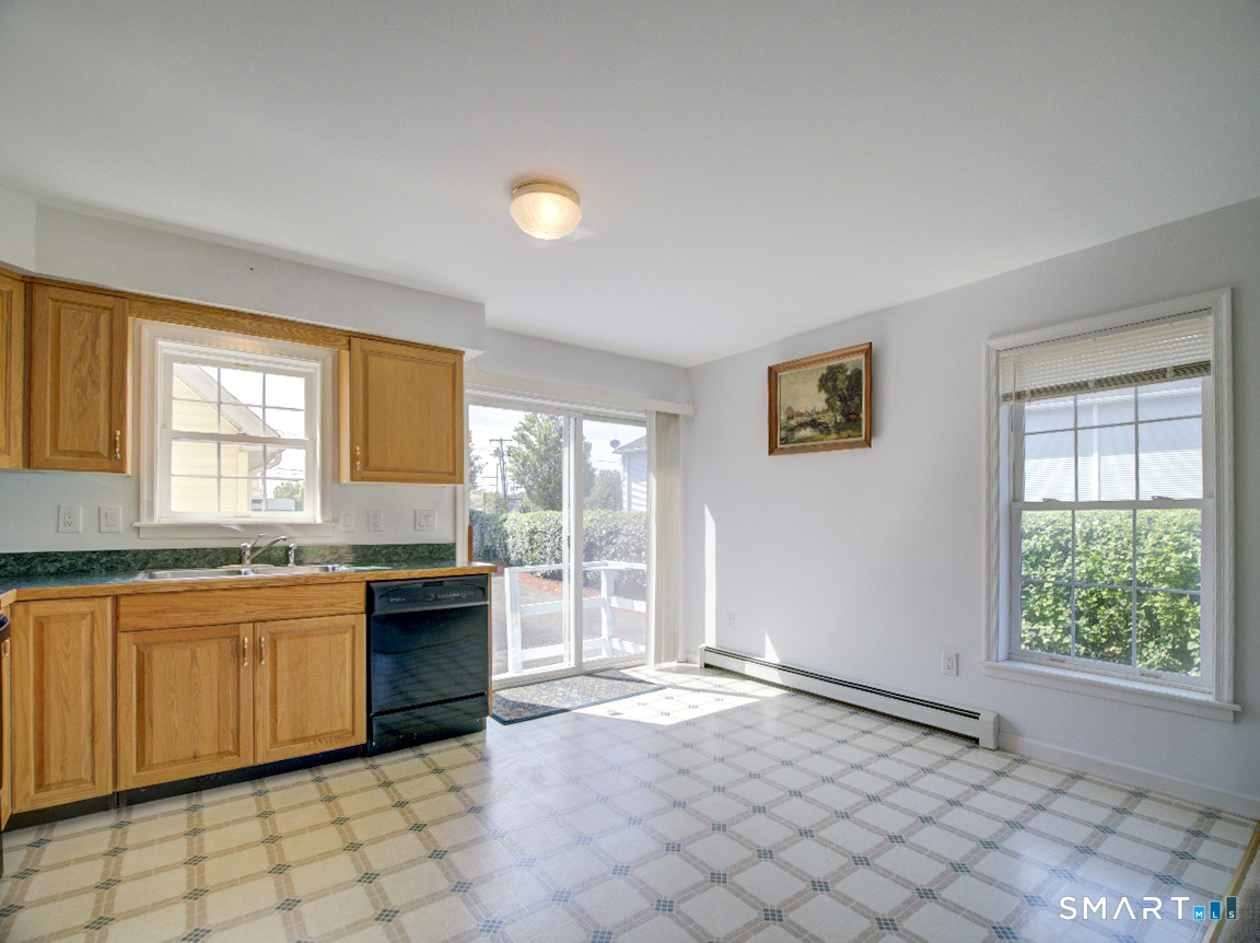 6 Mettler Street Property Photo 12
