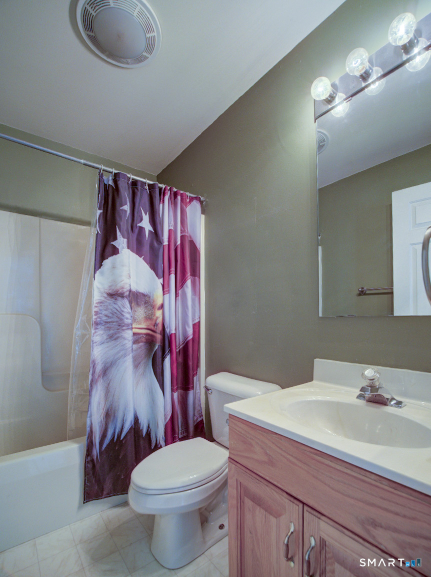 6 Mettler Street Property Photo 18