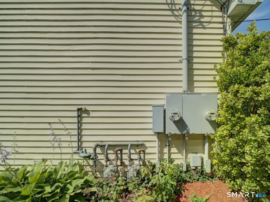 6 Mettler Street Property Photo 40