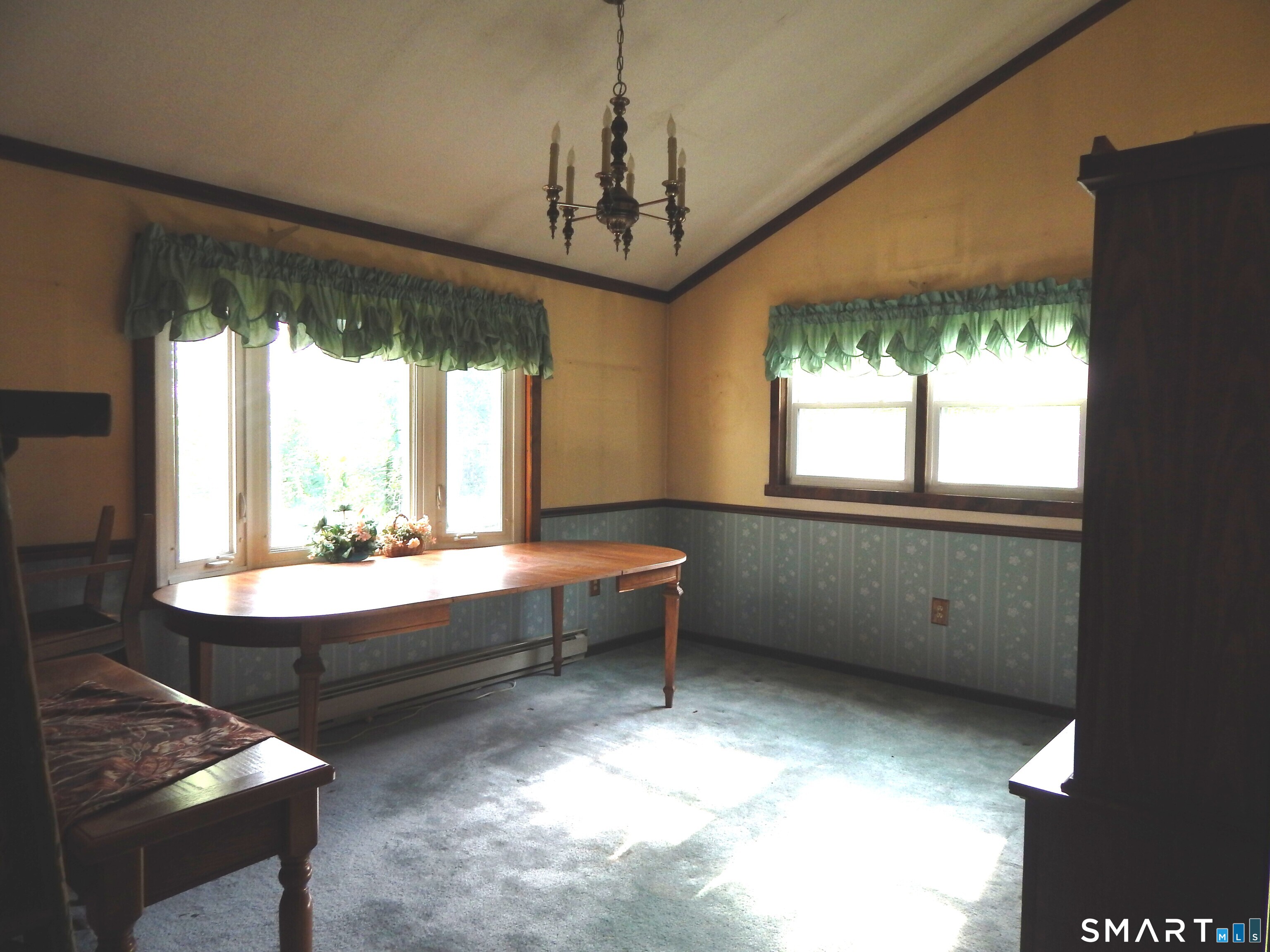 16 Frankie Lane Property Photo 12