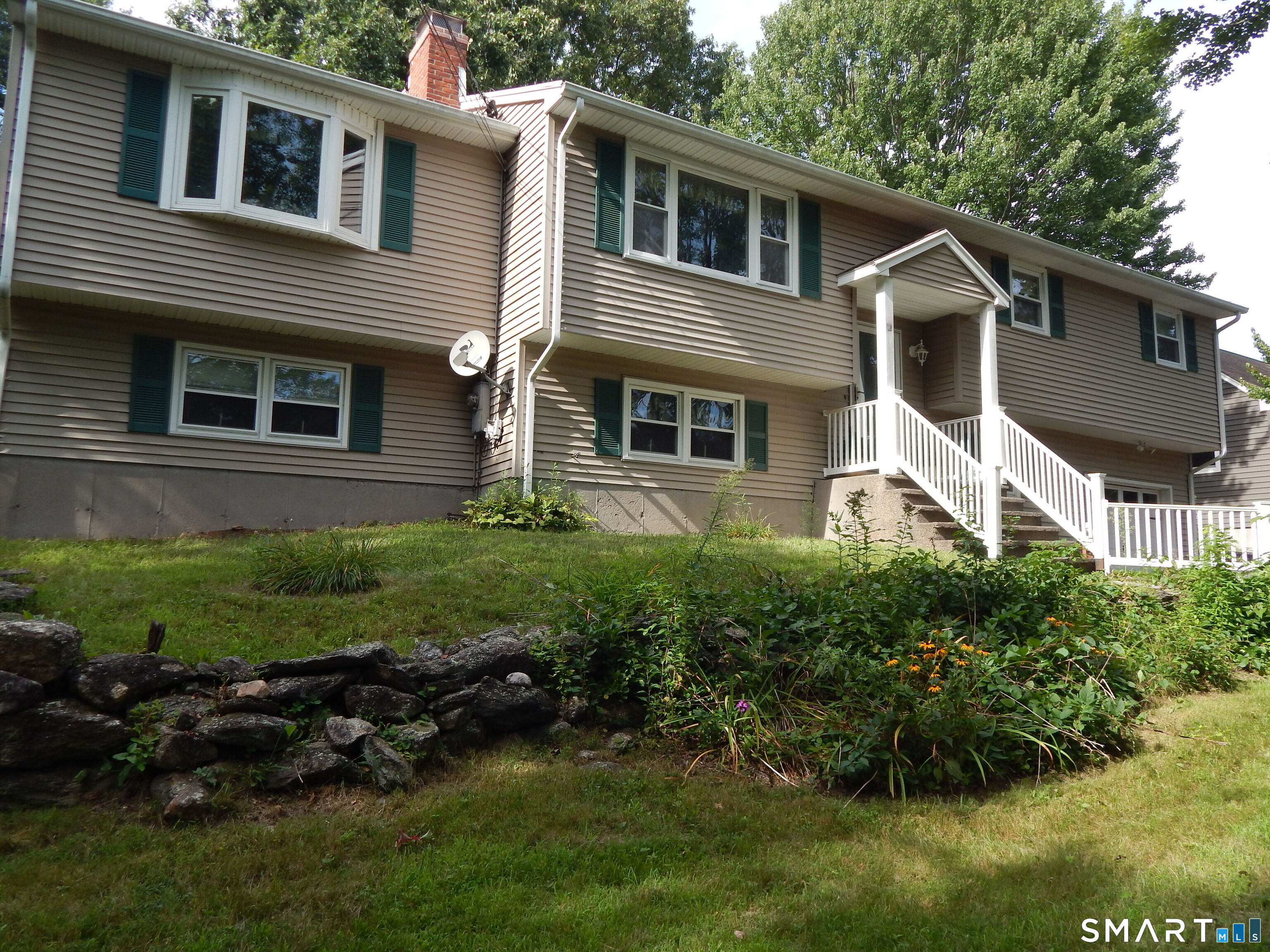 16 Frankie Lane Property Photo 21