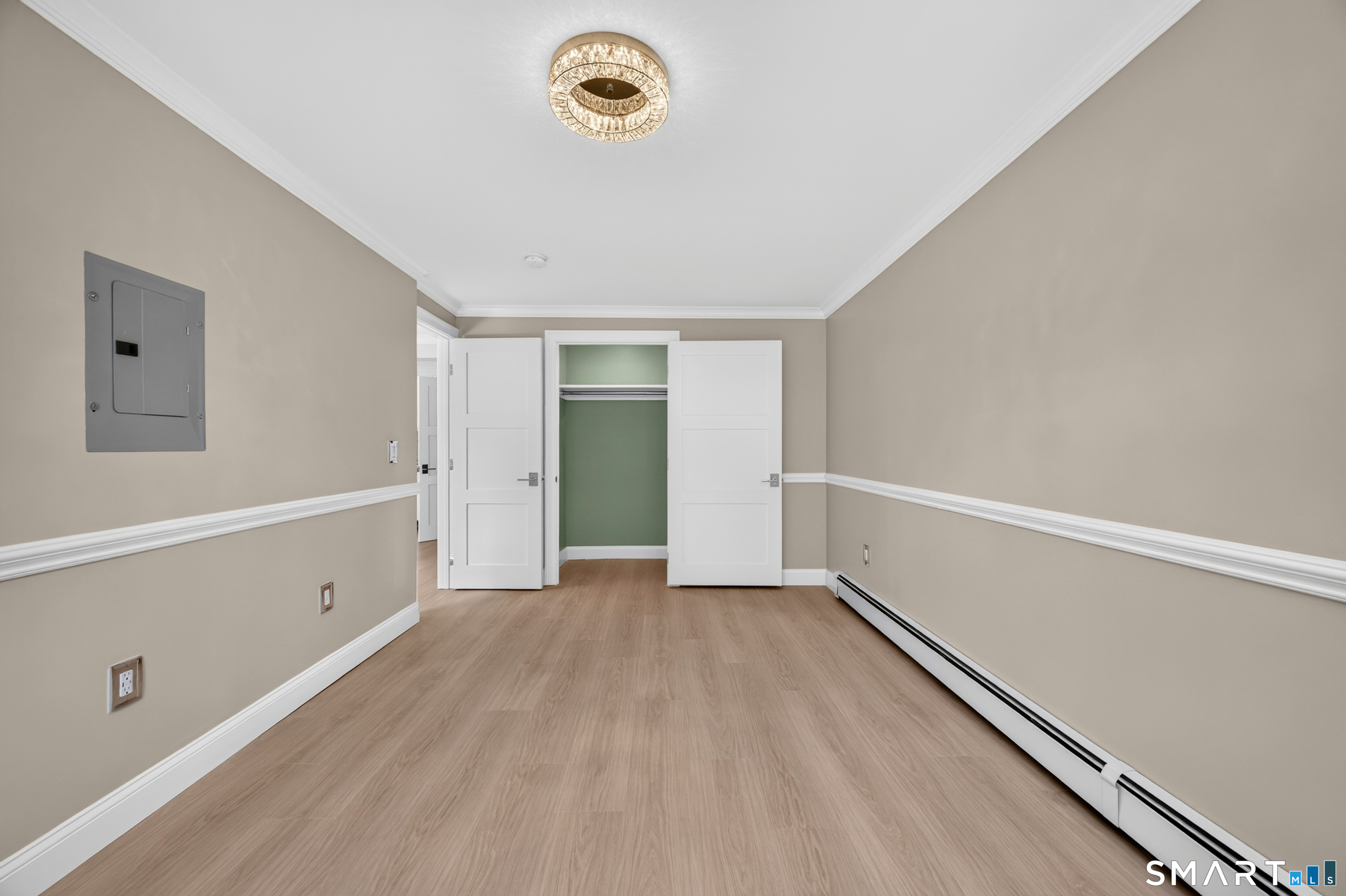 3 Pearl C Street Property Photo 5
