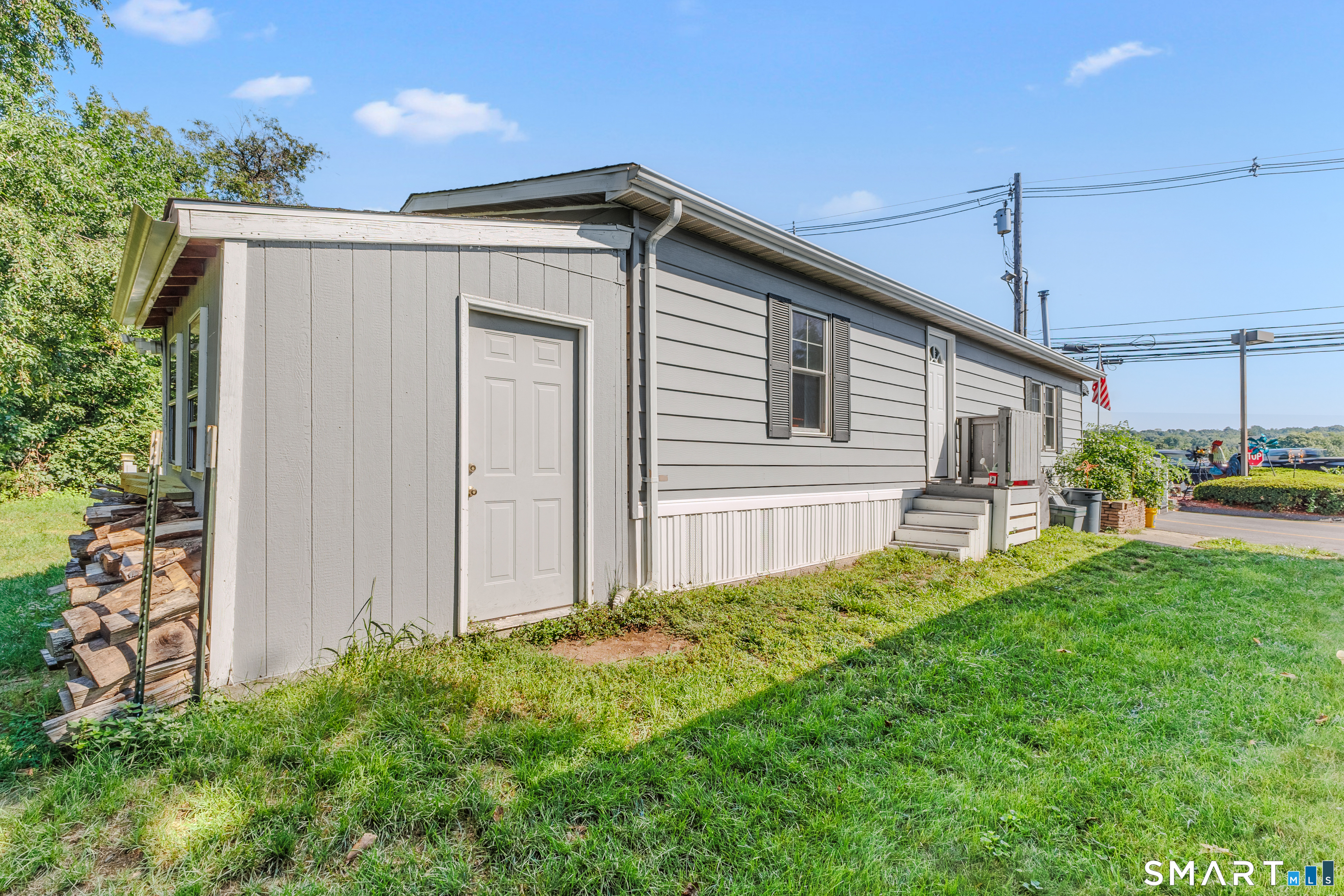 19 Laurel View Property Photo 6
