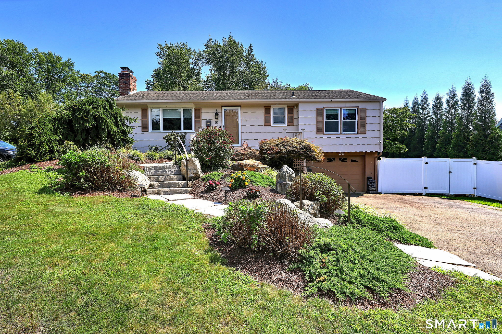 91 Hill Street Property Photo 1
