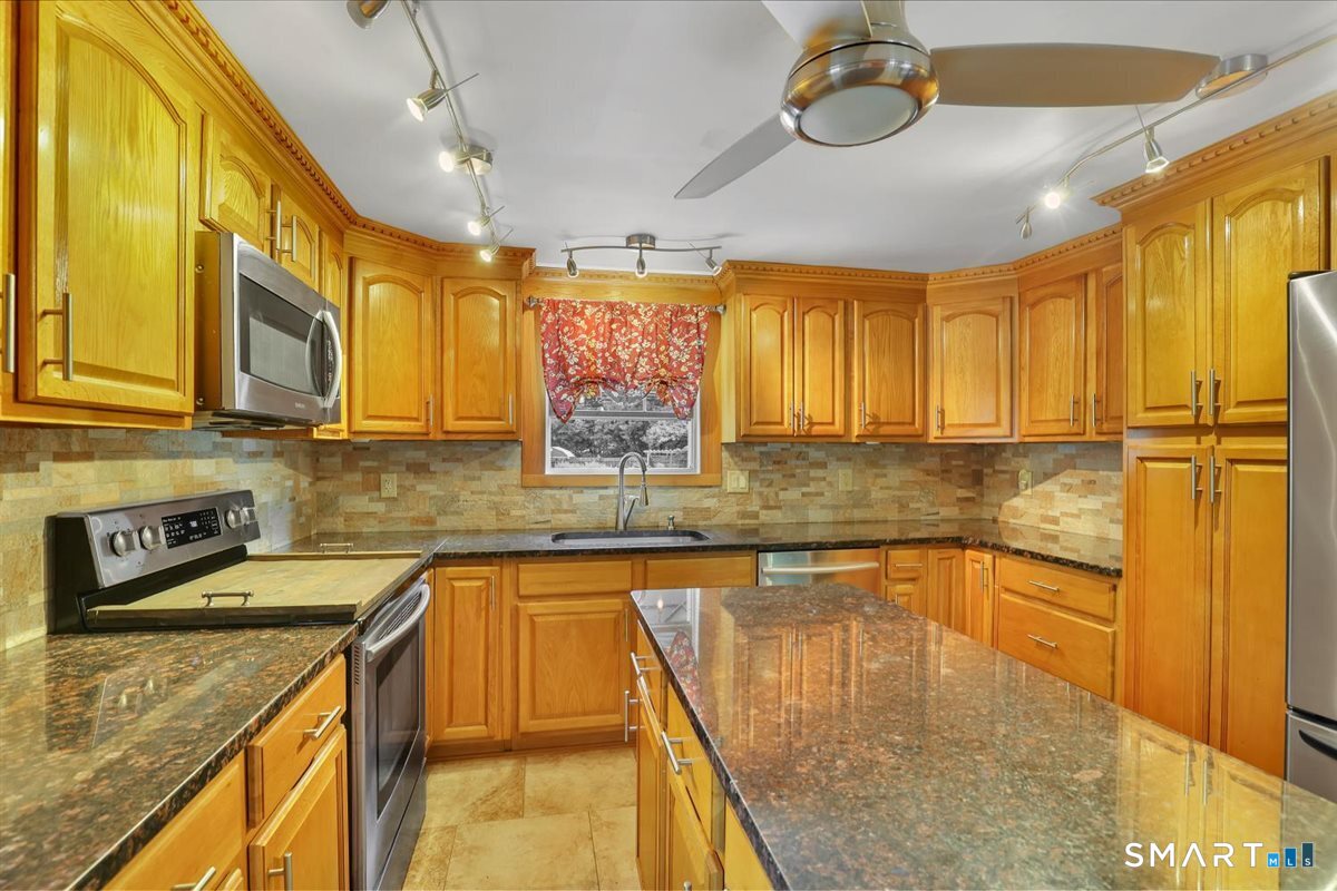 5 Chimney Hill Road Property Photo 8