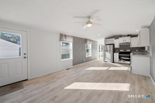 139 Lewis 13 Street Property Photo 10