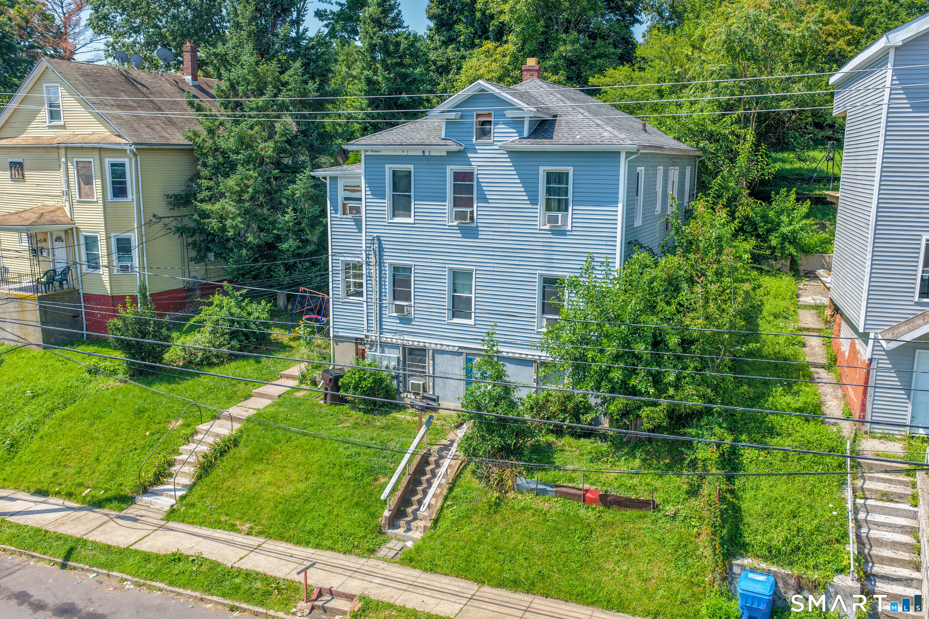 208 Clark Street Property Photo 3
