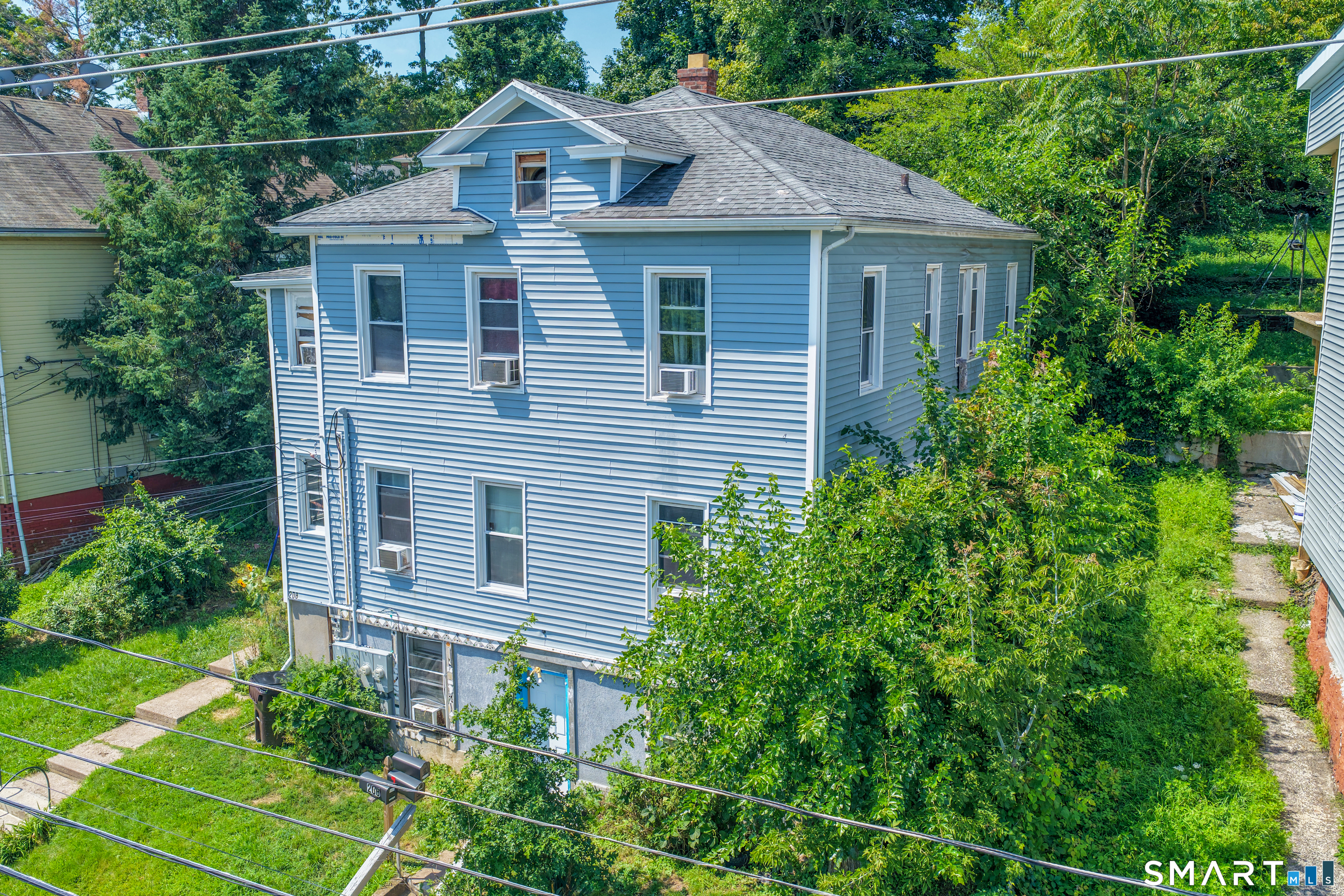 208 Clark Street Property Photo 24