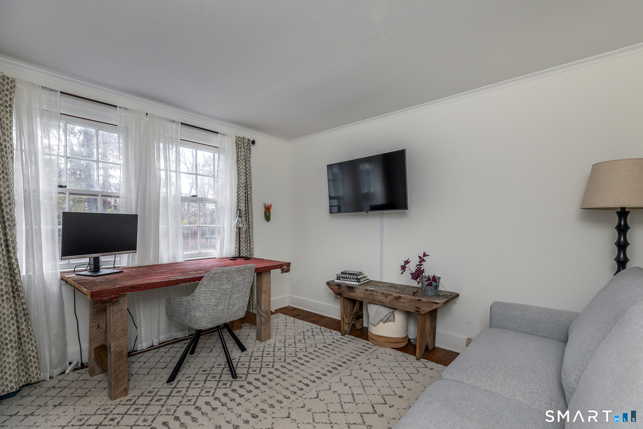 255 Woodbury Road Property Photo 12