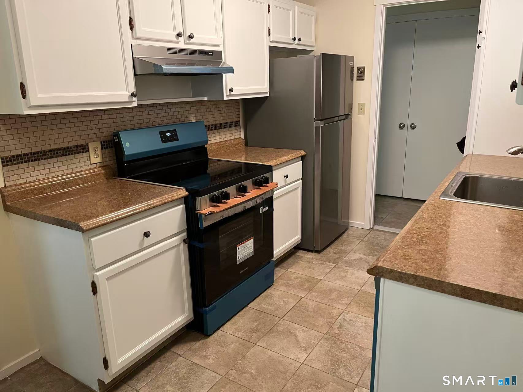 469 Heritage B Village Property Photo 12