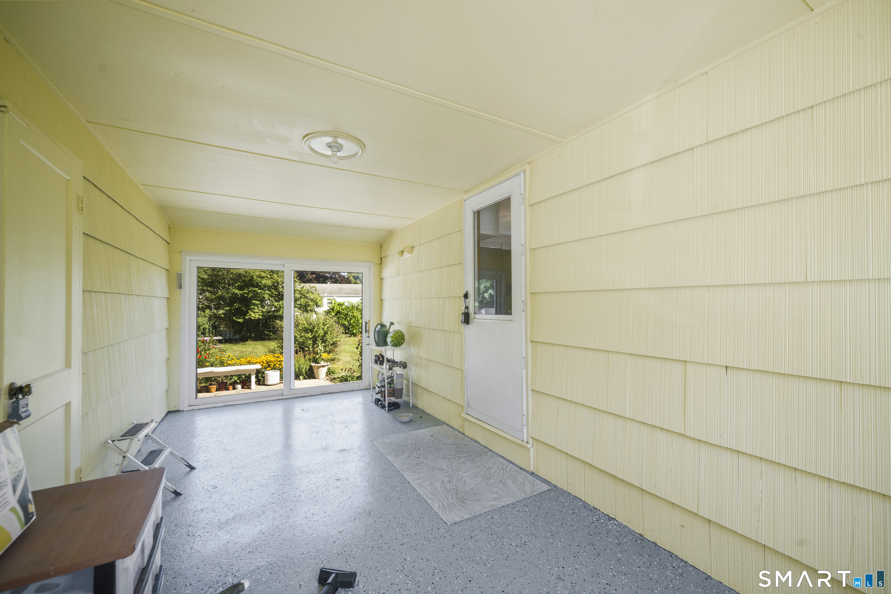 2 Post Road Property Photo 7