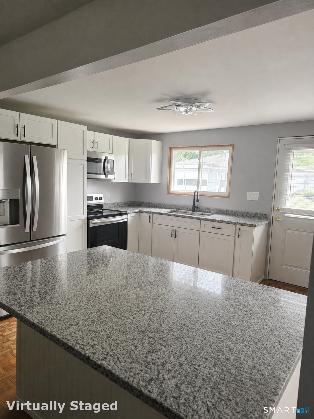 64 Katherine Avenue Property Photo 2