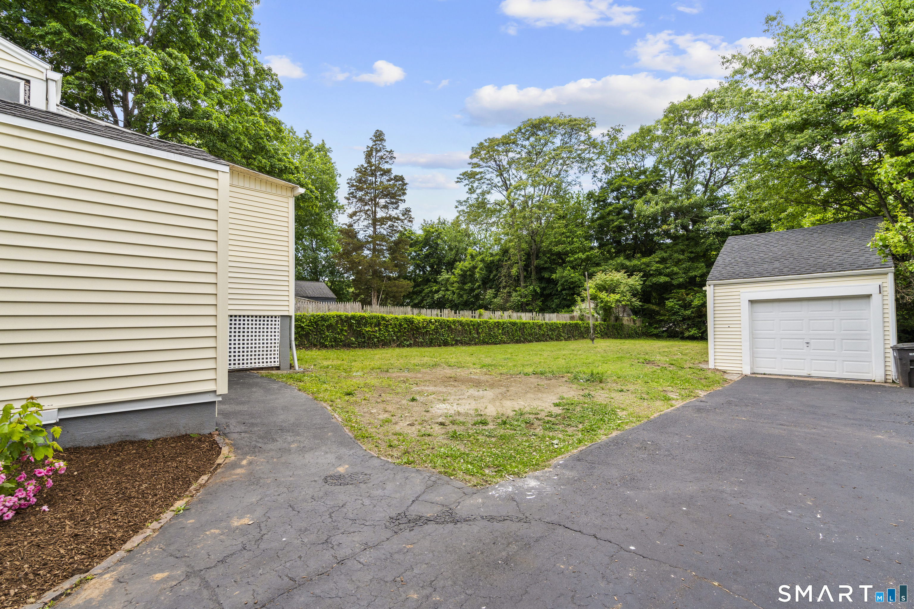 1590 Quinnipiac Avenue Property Photo 16