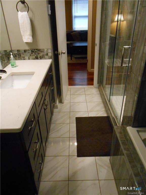 63 Rocks East Road Property Photo 13