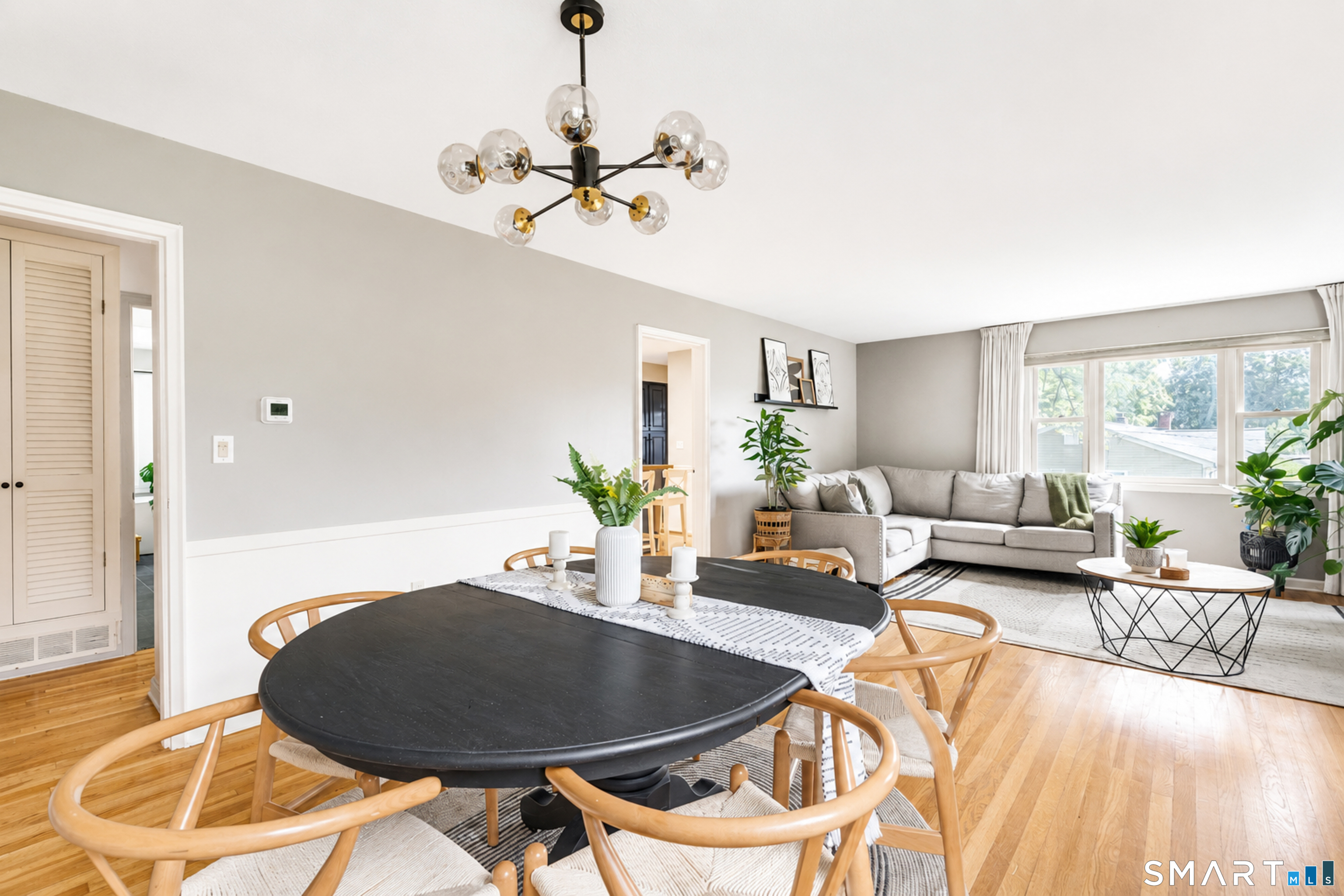 1338 Avon Boulevard Property Photo 6