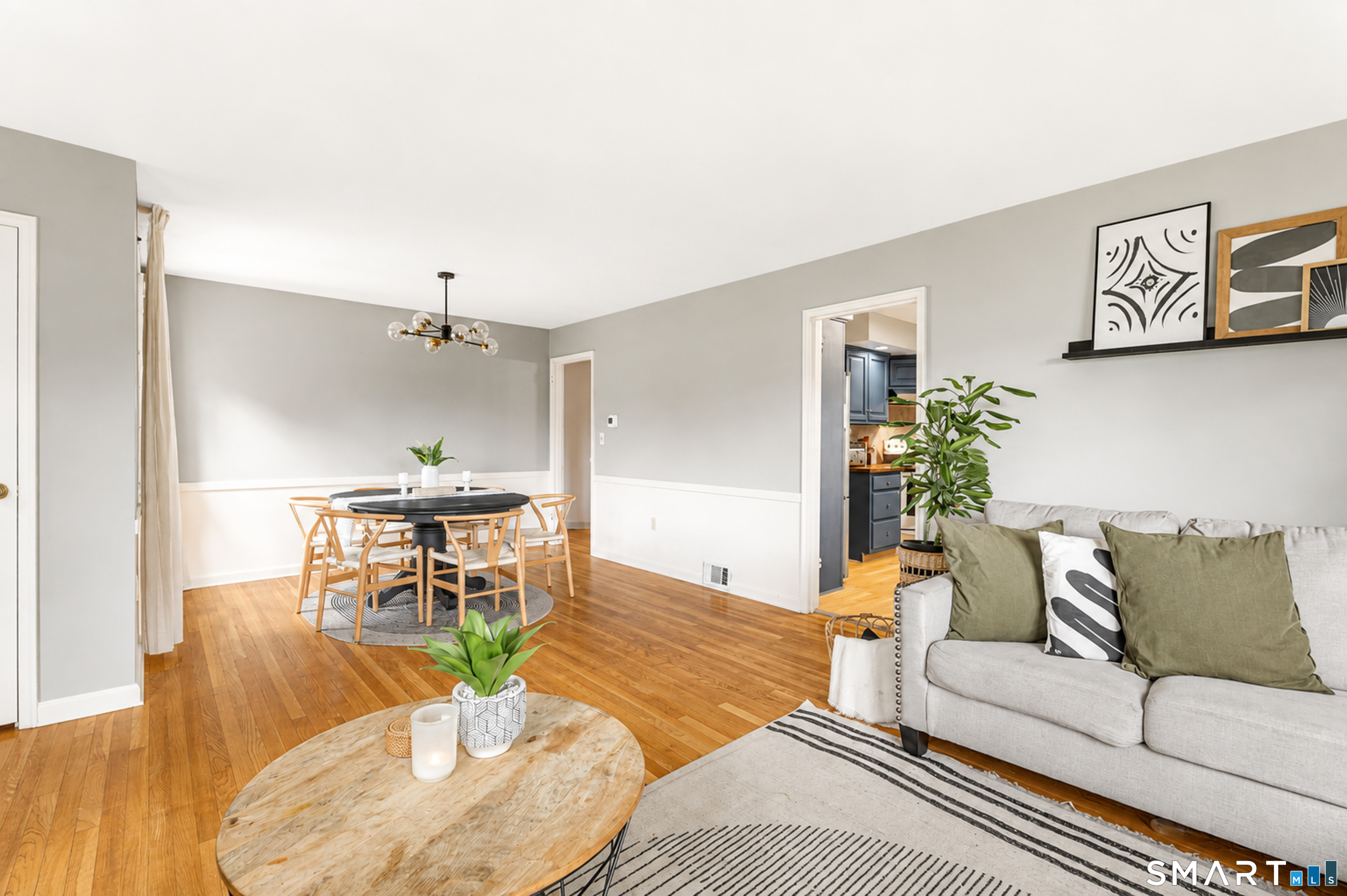 1338 Avon Boulevard Property Photo 7