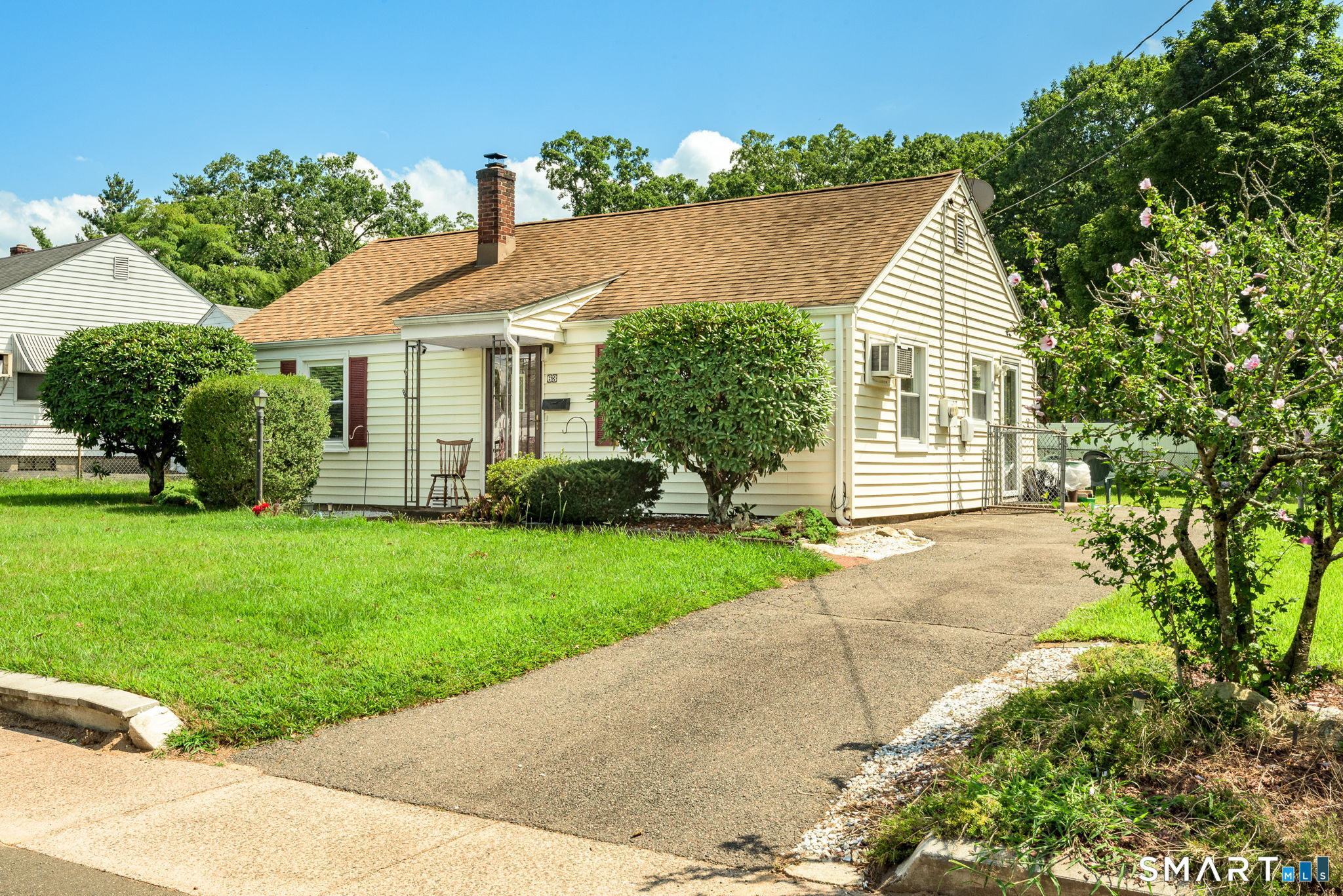 63 Crescent Drive Property Photo 1