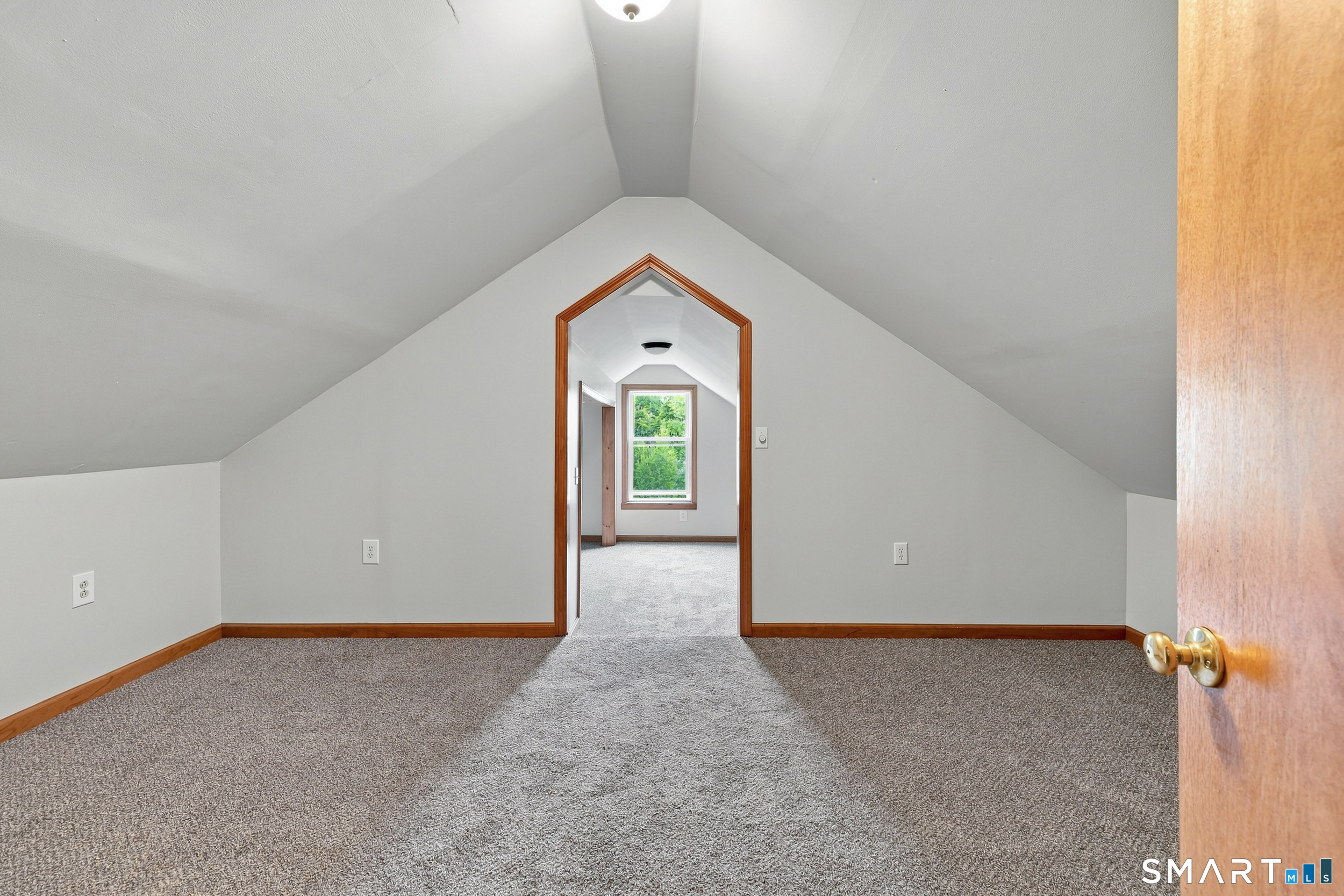 850 South Street Property Photo 31