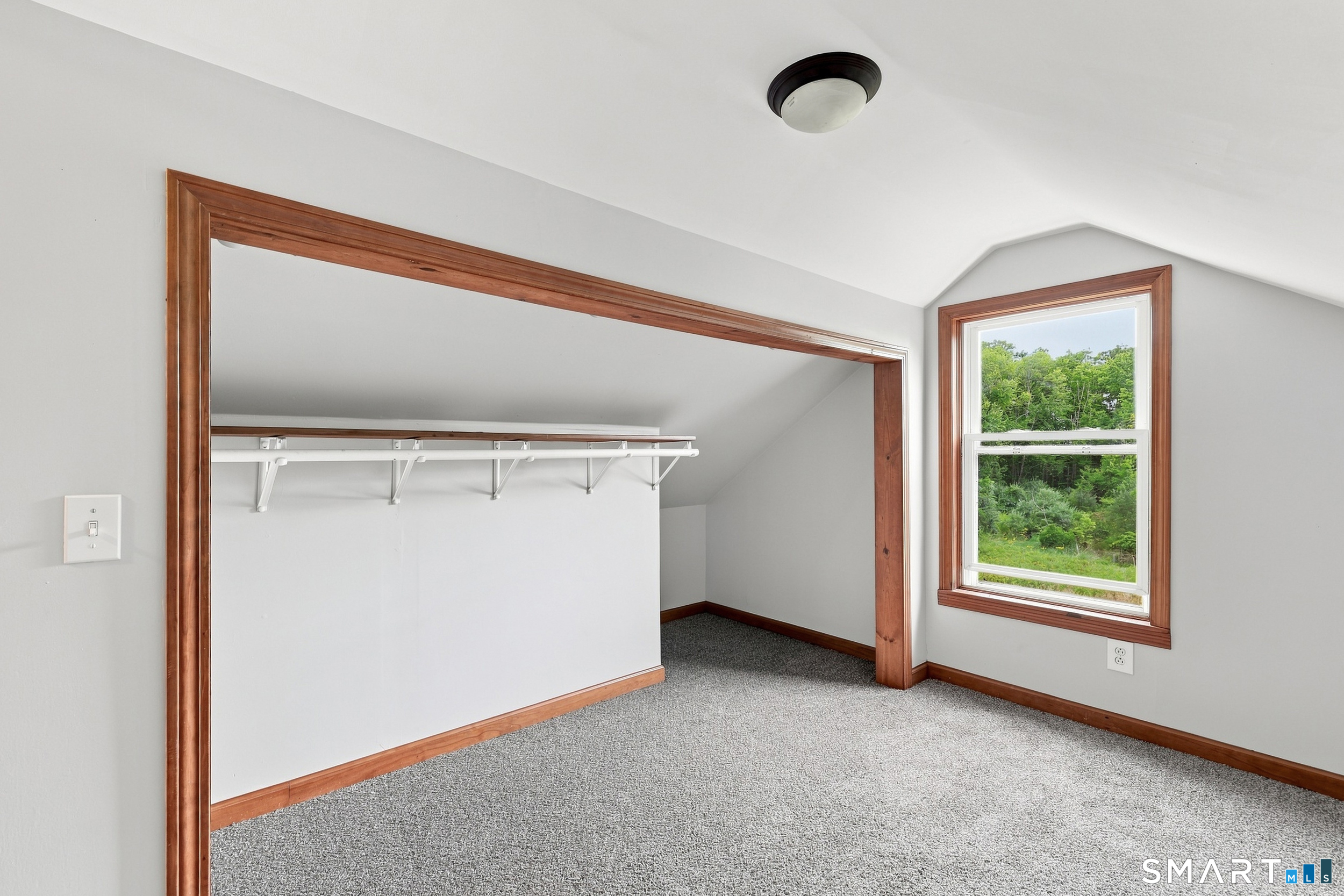 850 South Street Property Photo 32