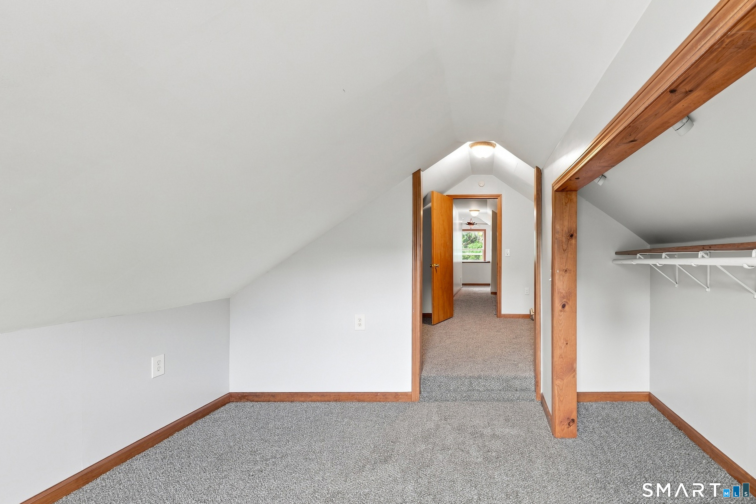 850 South Street Property Photo 33