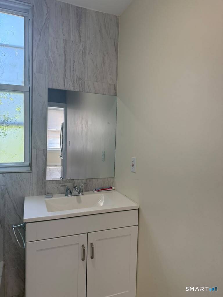 20 Violet Street Property Photo 5