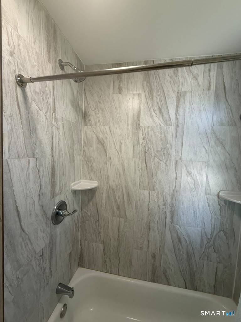 20 Violet Street Property Photo 6
