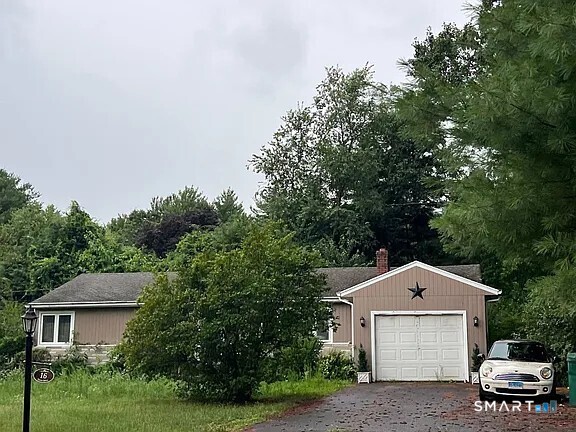 16 Salem Drive Property Photo 1